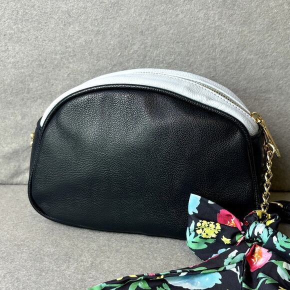 Betsey Johnson Navy Light Blue Leather Designer Crossbody Handbag Purse NWOT - Picture 4 of 8